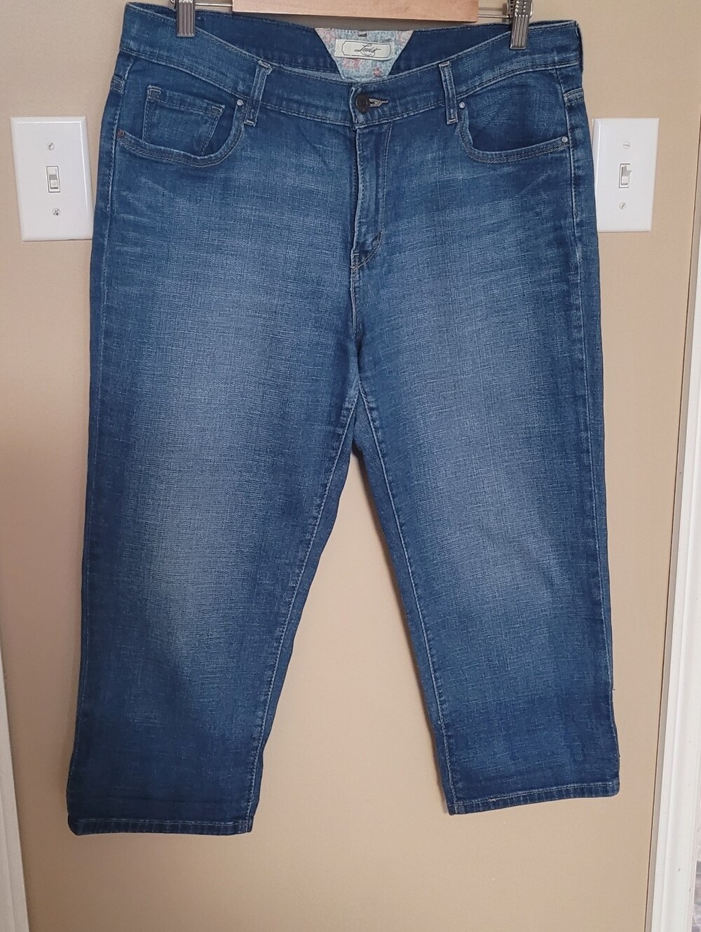 💛2 for $20💛 Bundle and save Cropped Blue Denim Jeans - Classic Ankle Length